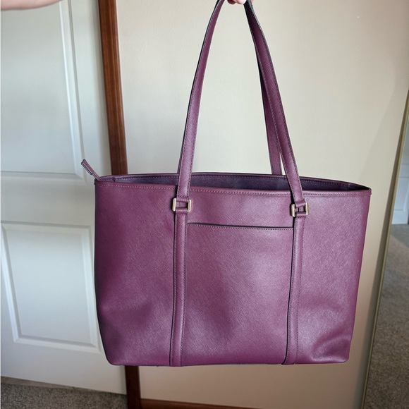 Michael Kors burgundy mulberry Jet Set Large Tote Bag - Picture 2 of 6